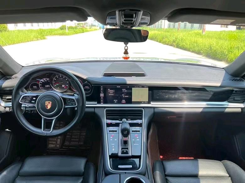 盐城18年保时捷帕拉梅拉7