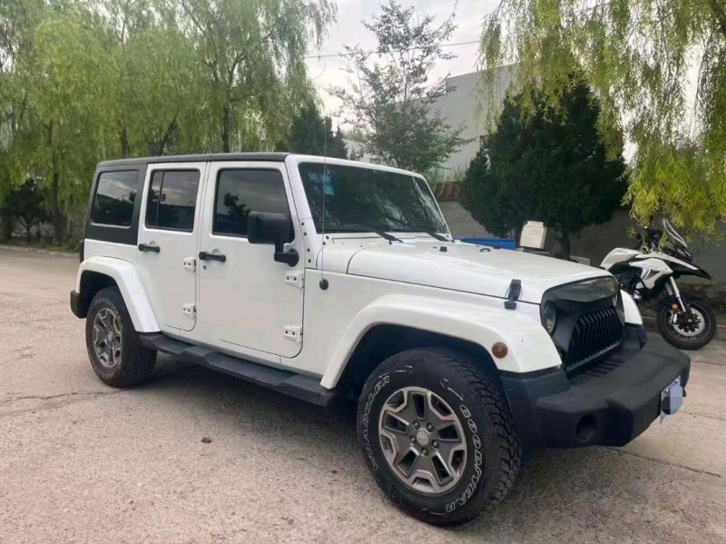 邢臺18年Jeep牧馬人3
