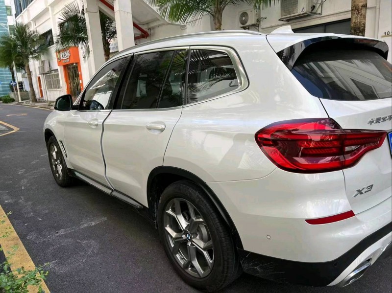 广州21年宝马X35