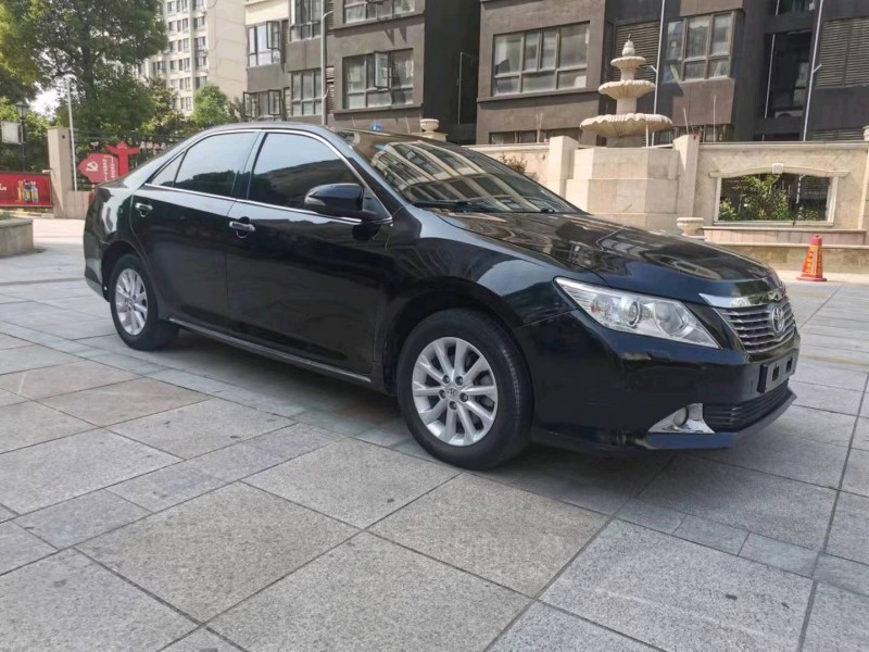 北京12年丰田凯美瑞3