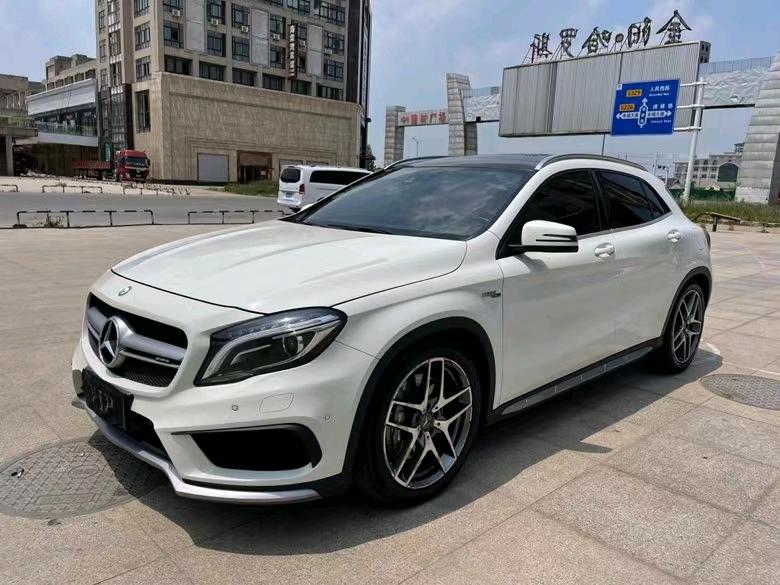 盐城16年奔驰GLA3