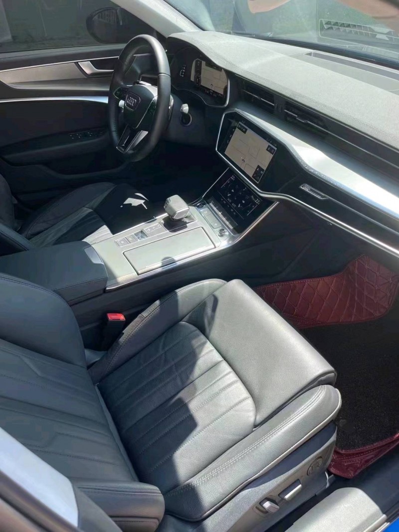 北京21年奥迪A6L6