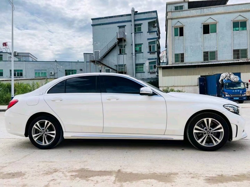 东莞20年奔驰C8