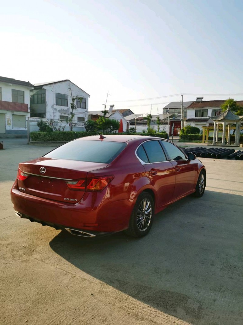 徐州13年雷克萨斯GS7