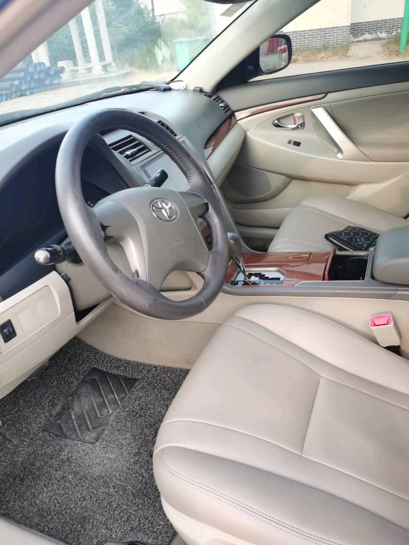 徐州15年丰田凯美瑞4