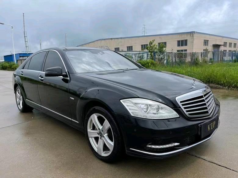 盐城11年奔驰S8