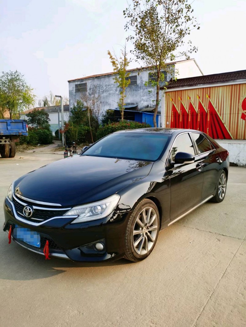 徐州14年丰田锐志8