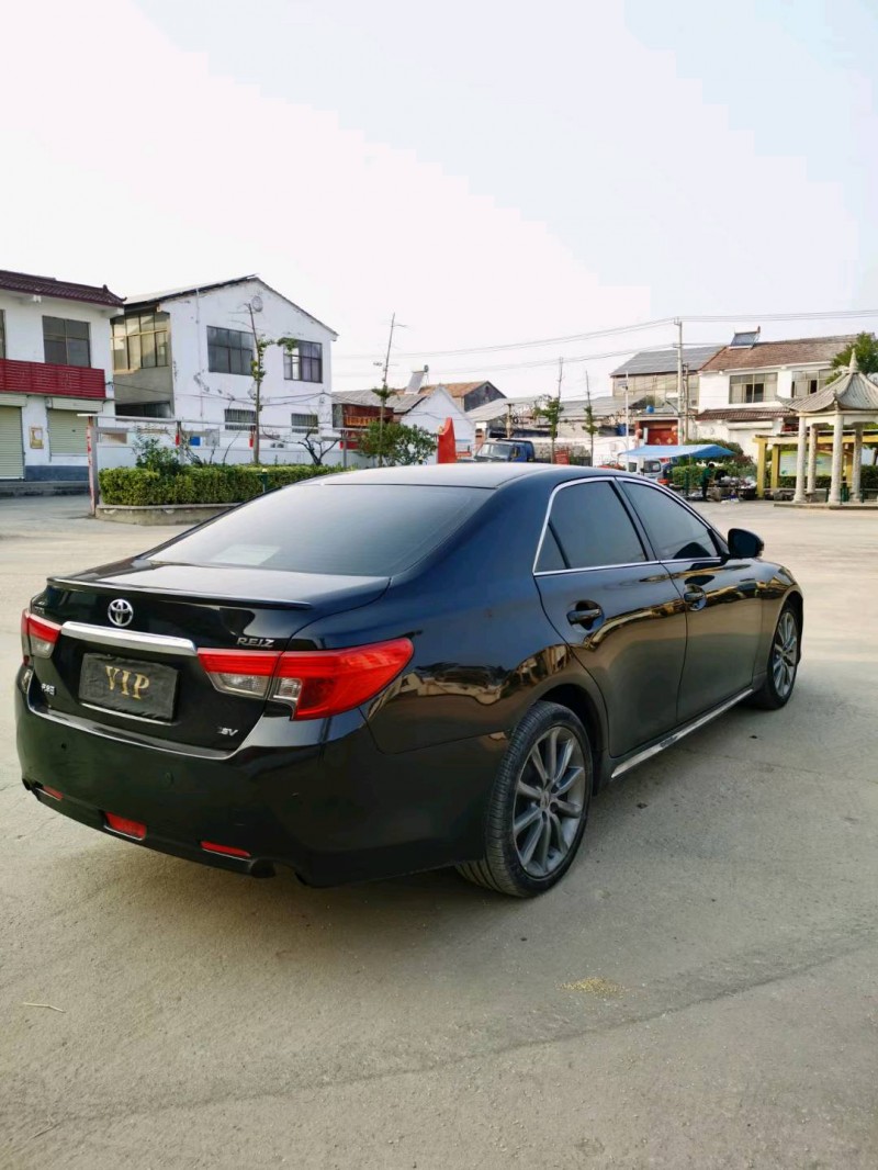 徐州14年丰田锐志3