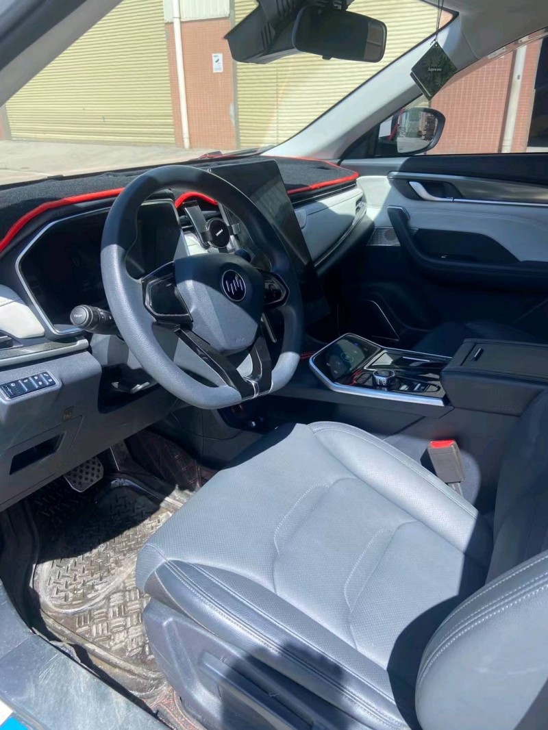 东莞21年威马汽车EX-54