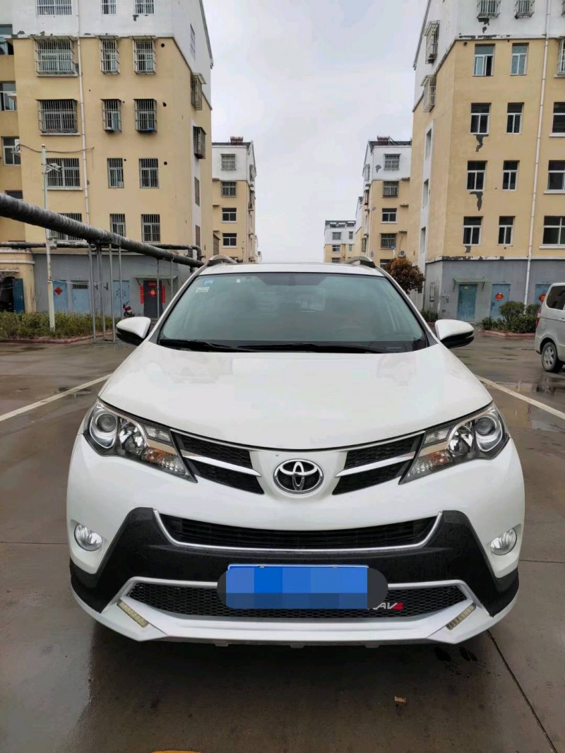 徐州16年丰田RAV4荣放8