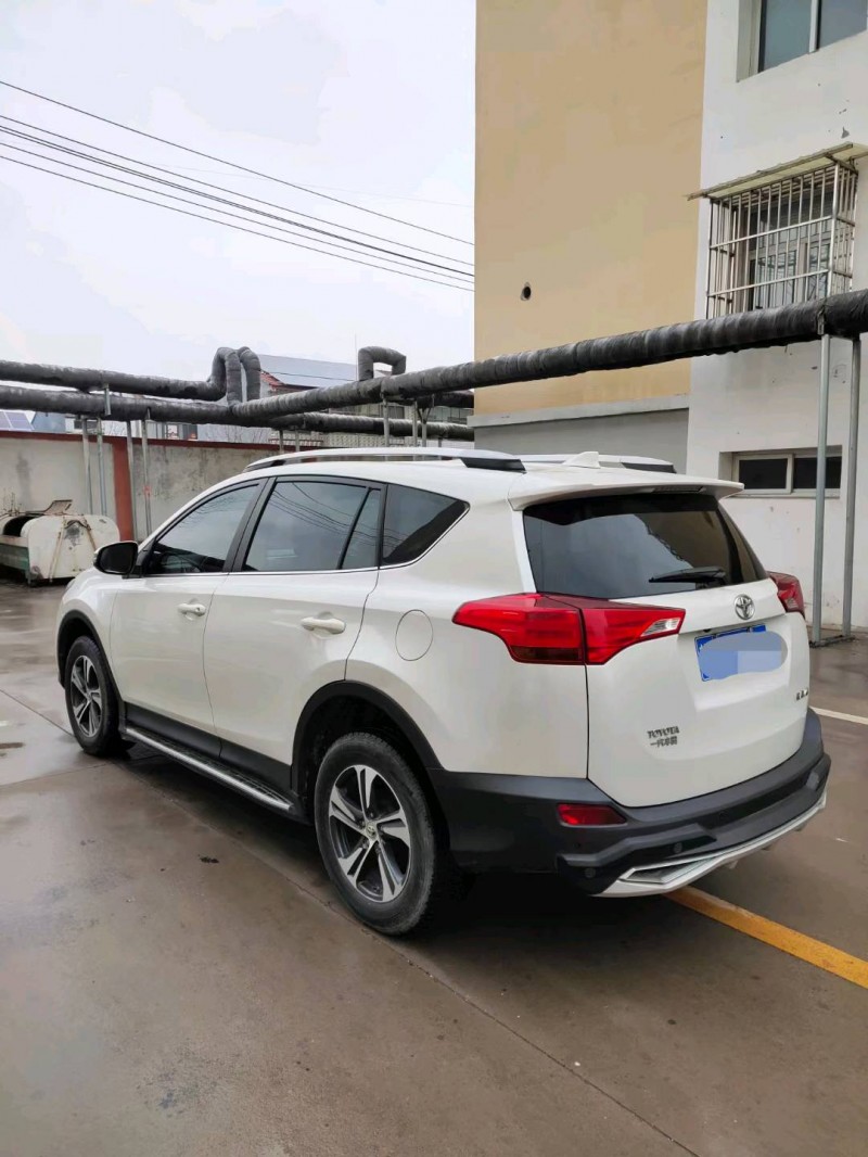 徐州16年丰田RAV4荣放3