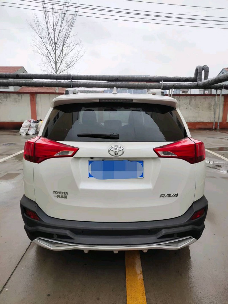 徐州16年丰田RAV4荣放1