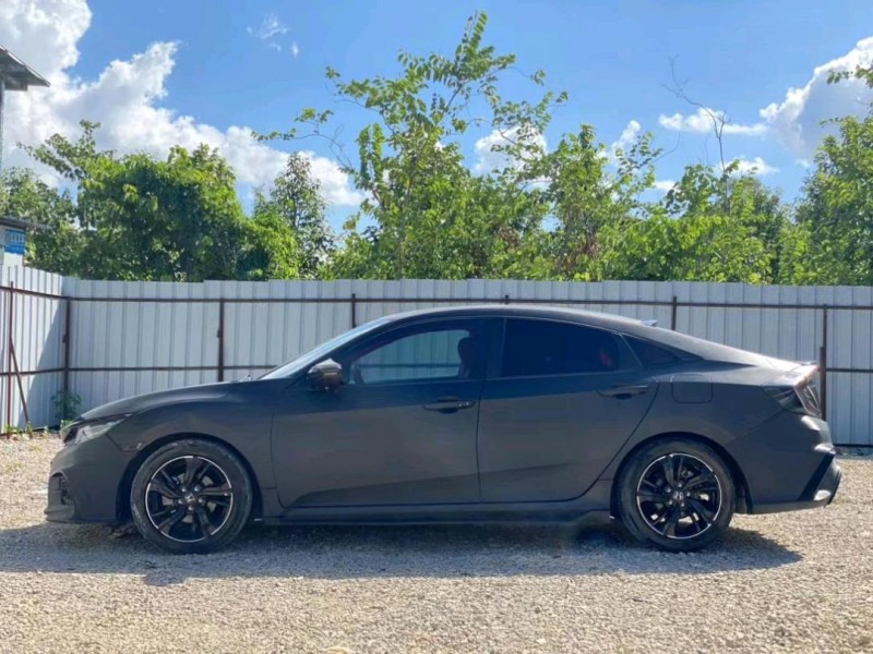 广州18年本田思域7