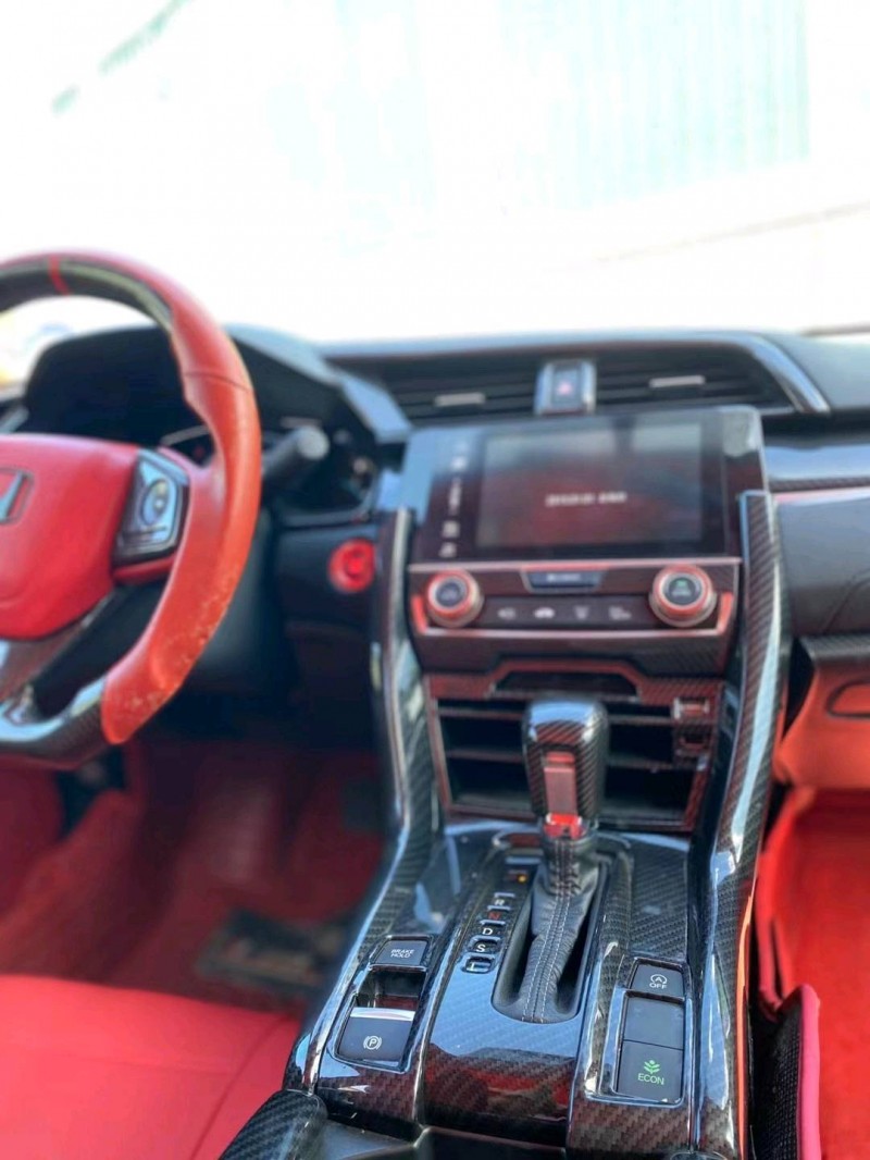 广州18年本田思域5