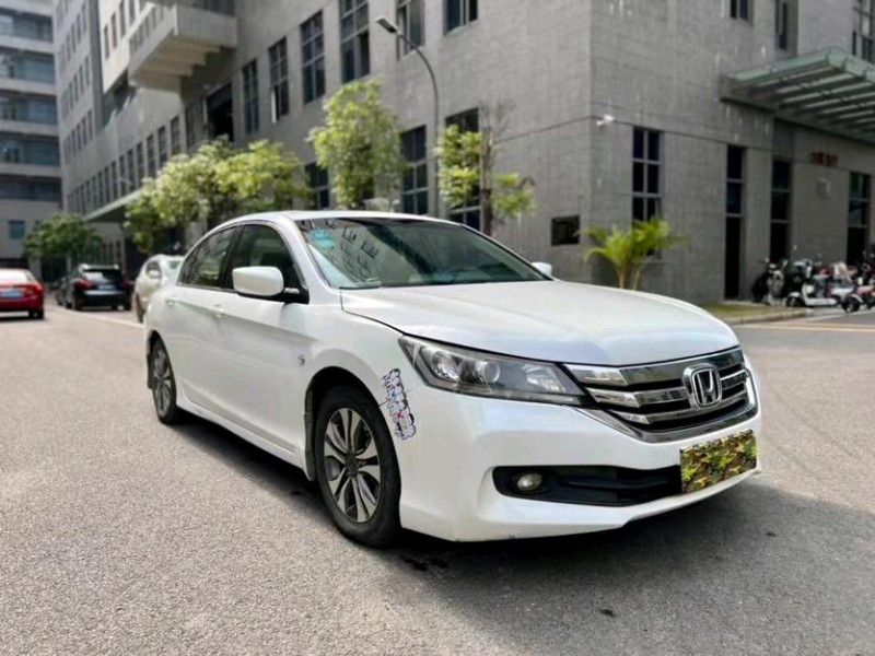 东莞15年本田雅阁3