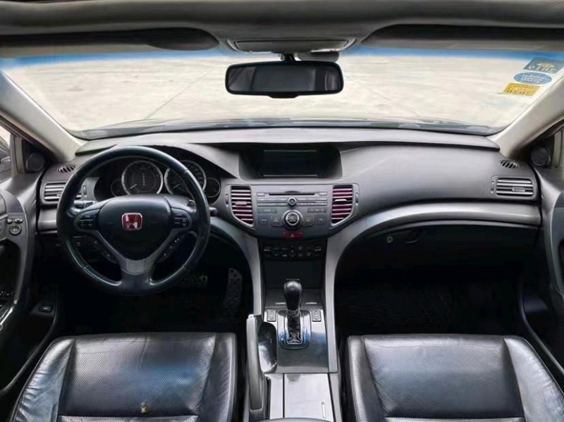 东莞10年本田思铂睿5