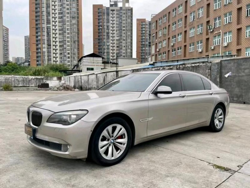东莞12年宝马7系2