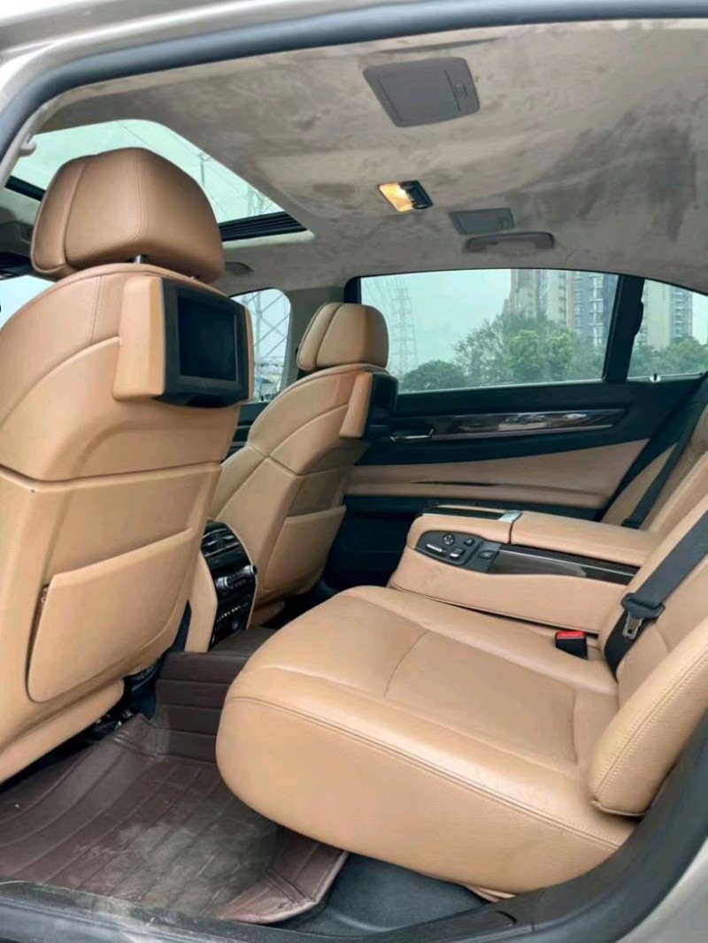 东莞12年宝马7系4