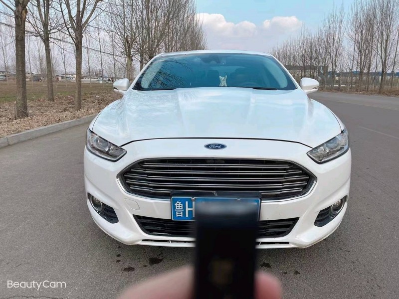 济宁16年福特蒙迪欧1