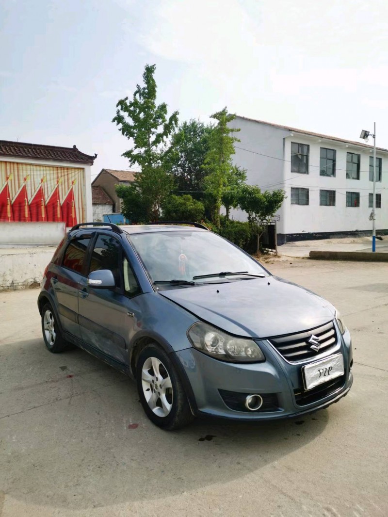 徐州12年铃木天语 SX43