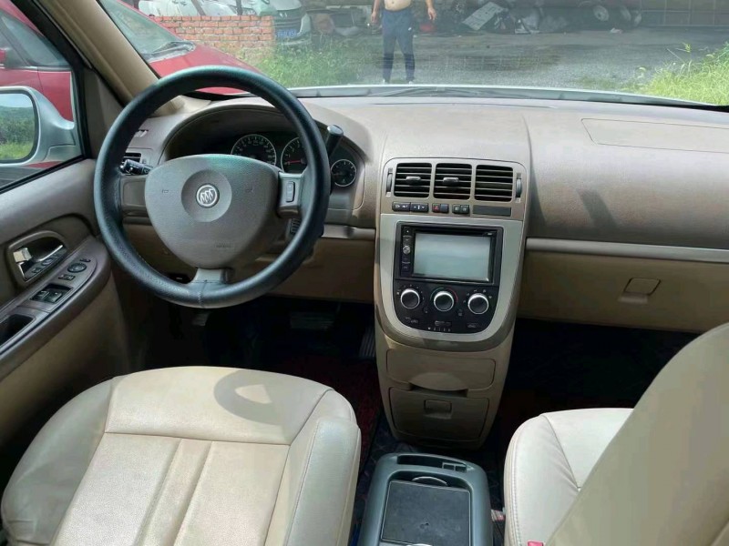 邢台14年别克GL86