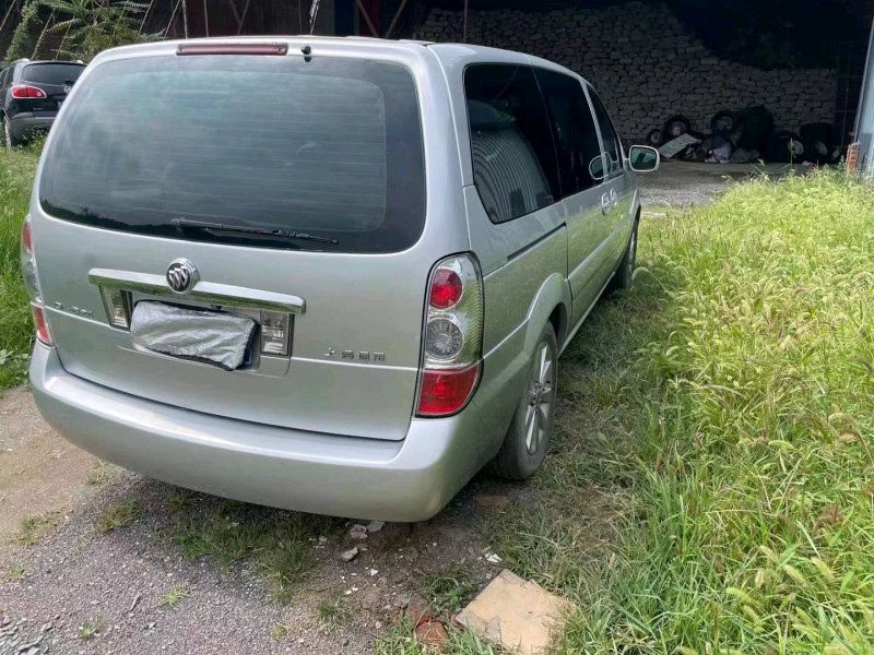 邢台14年别克GL87