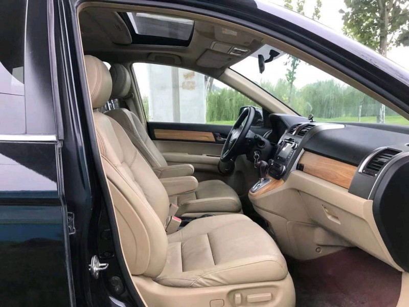 青岛09年本田CRV2