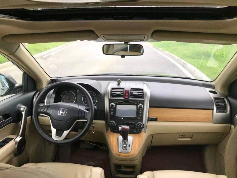 青岛09年本田CRV3