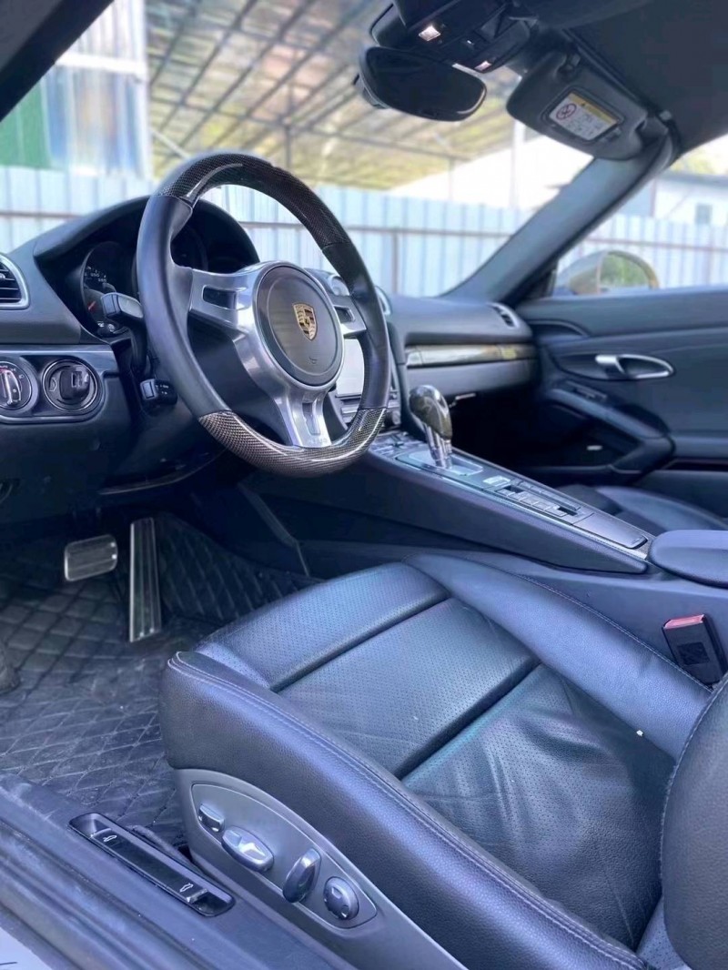 广州15年保时捷Boxster7