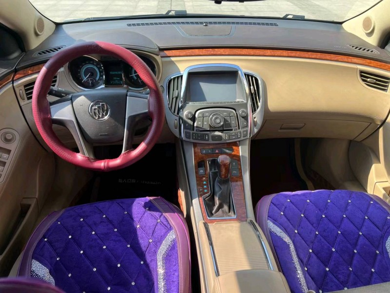 徐州14年别克君越4