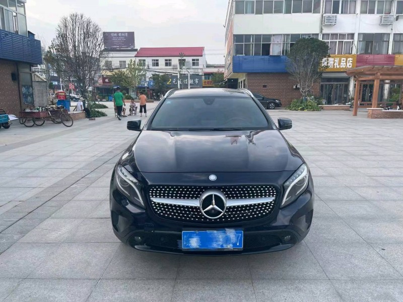 徐州16年奔驰GLA1