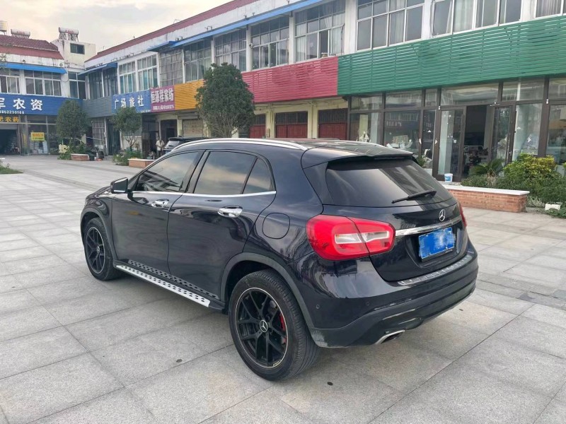 徐州16年奔驰GLA7