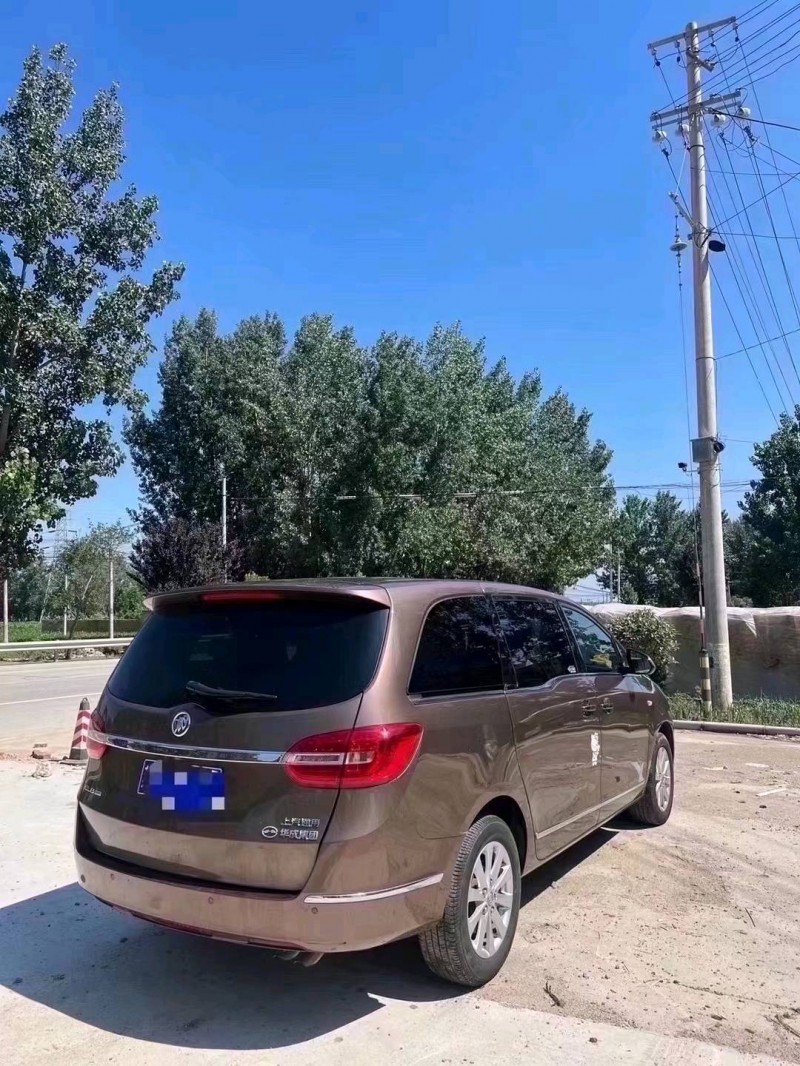 北京19年别克GL83