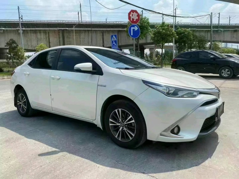 佛山16年丰田雷凌4