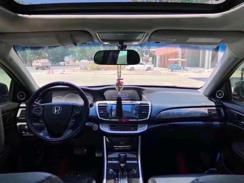 北京13年本田雅阁5