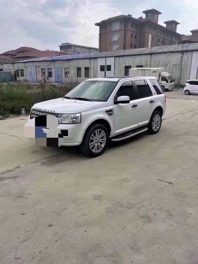 北京13年路虎神行者2