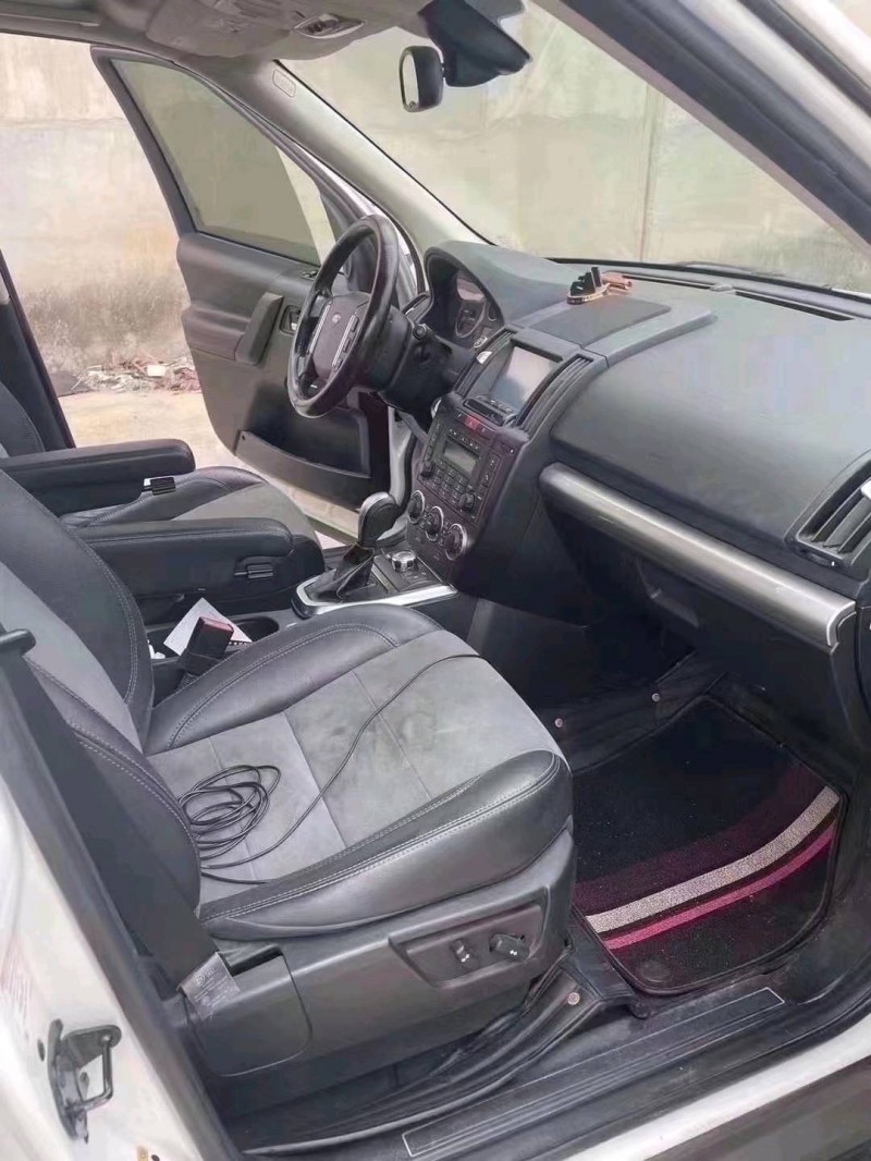 北京13年路虎神行者8