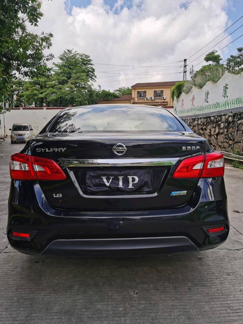 东莞17年日产轩逸9