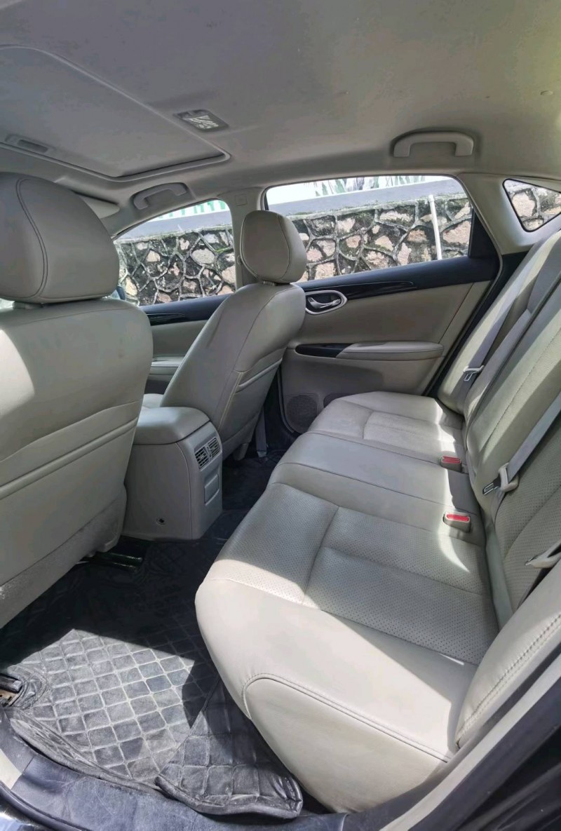 东莞17年日产轩逸8