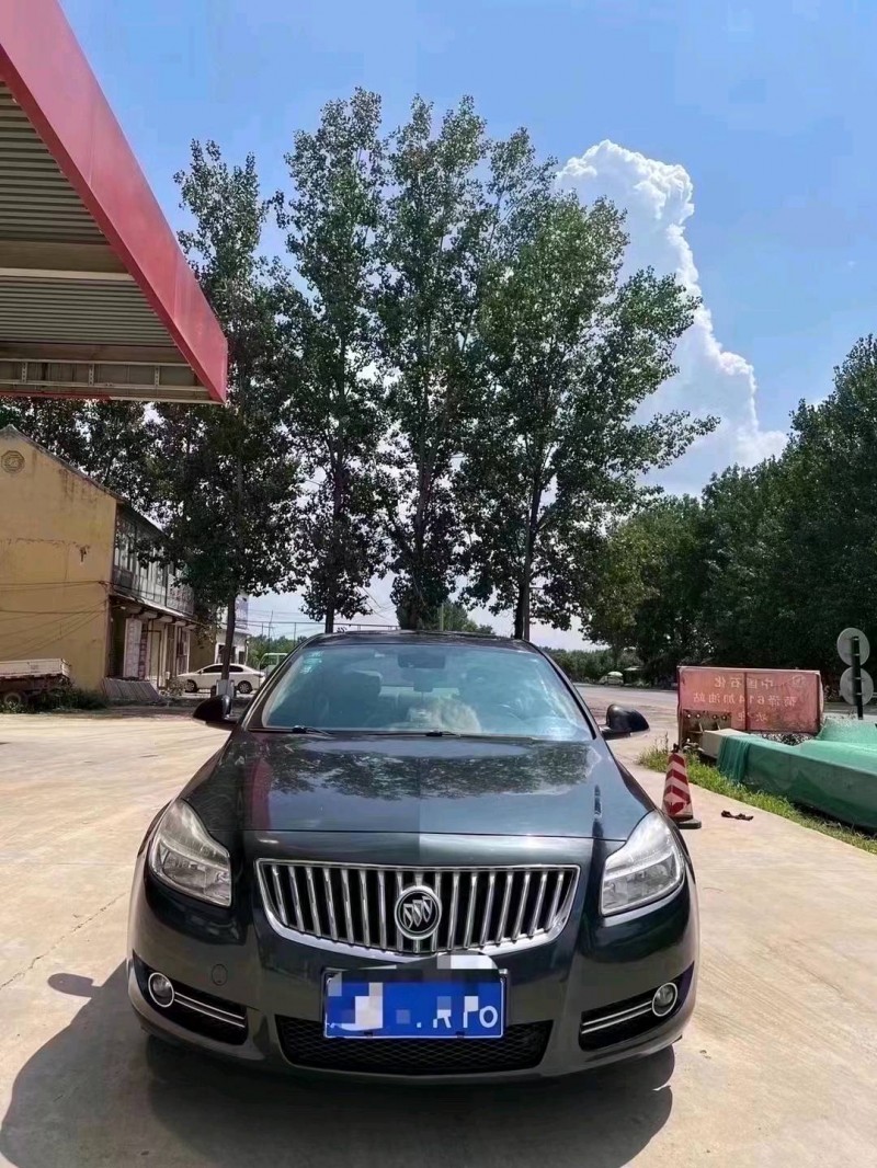 北京11年别克君威1