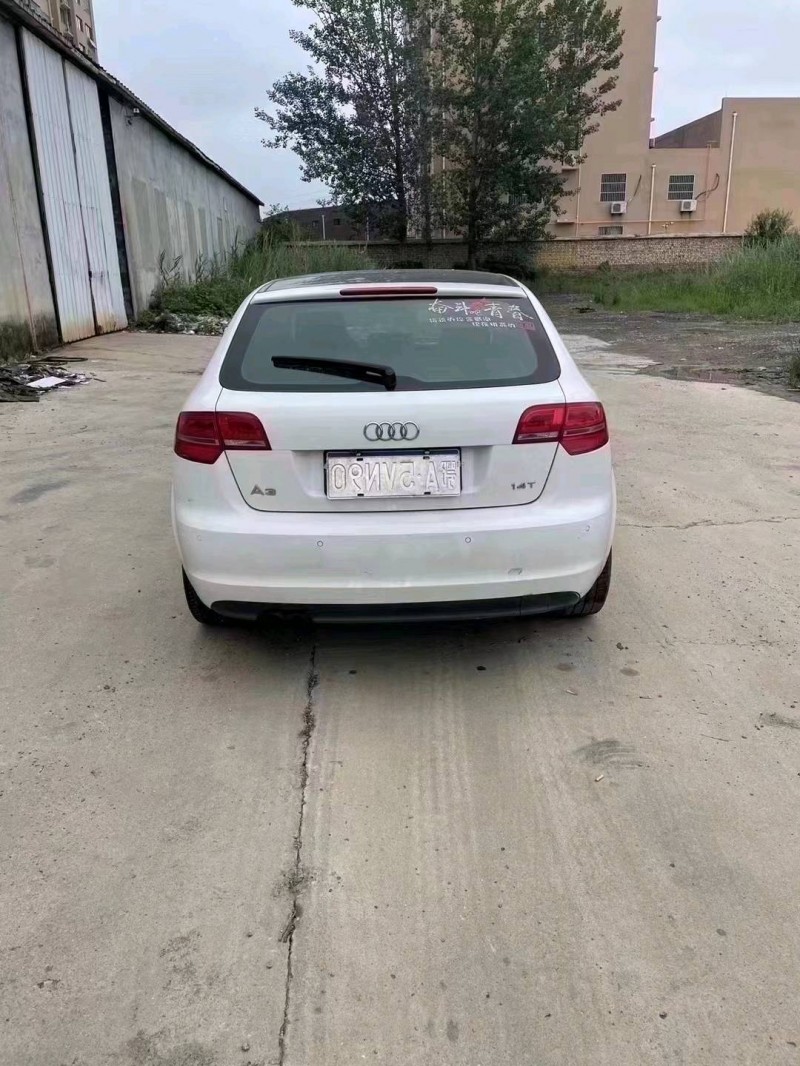 北京12年奥迪A33