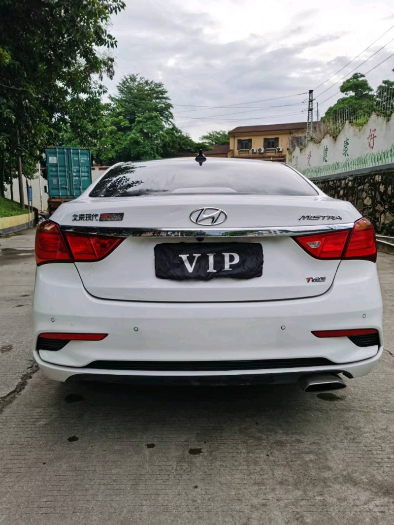 东莞17年现代名图9