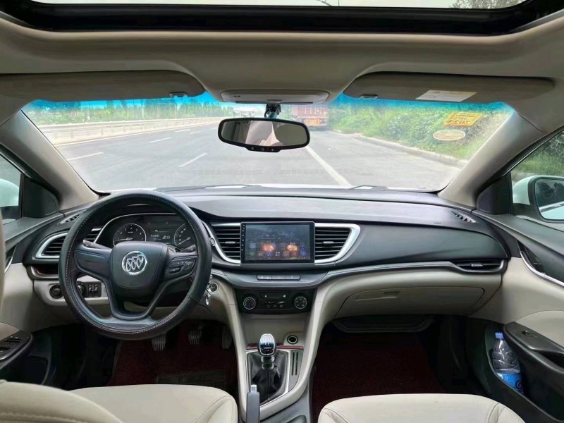 北京15年别克英朗8