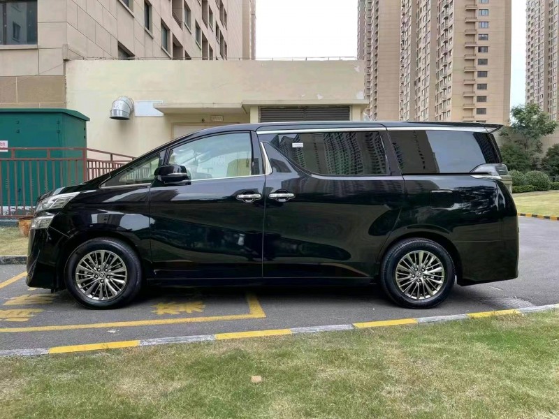 徐州20年丰田威尔法3