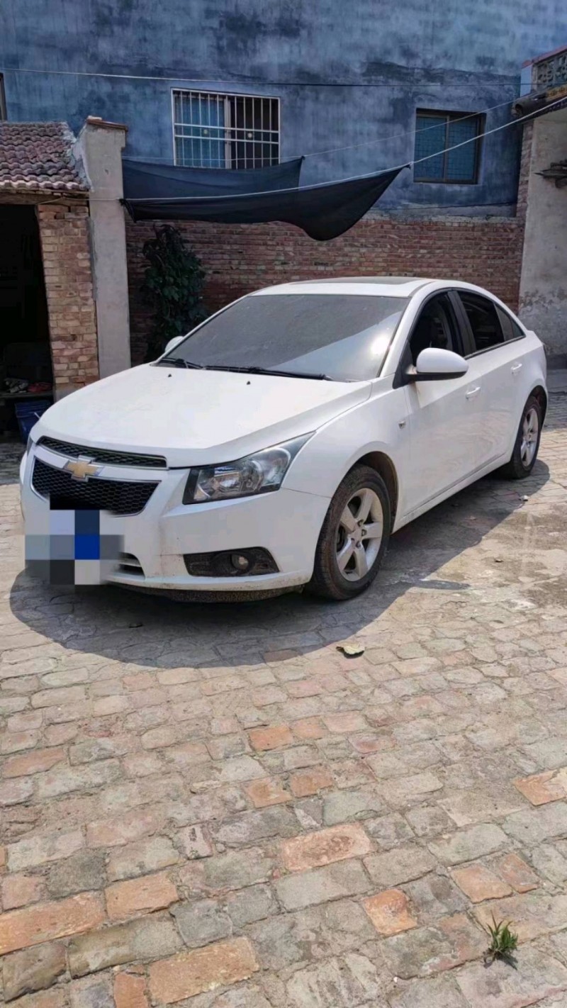 北京14年雪佛兰科鲁兹5