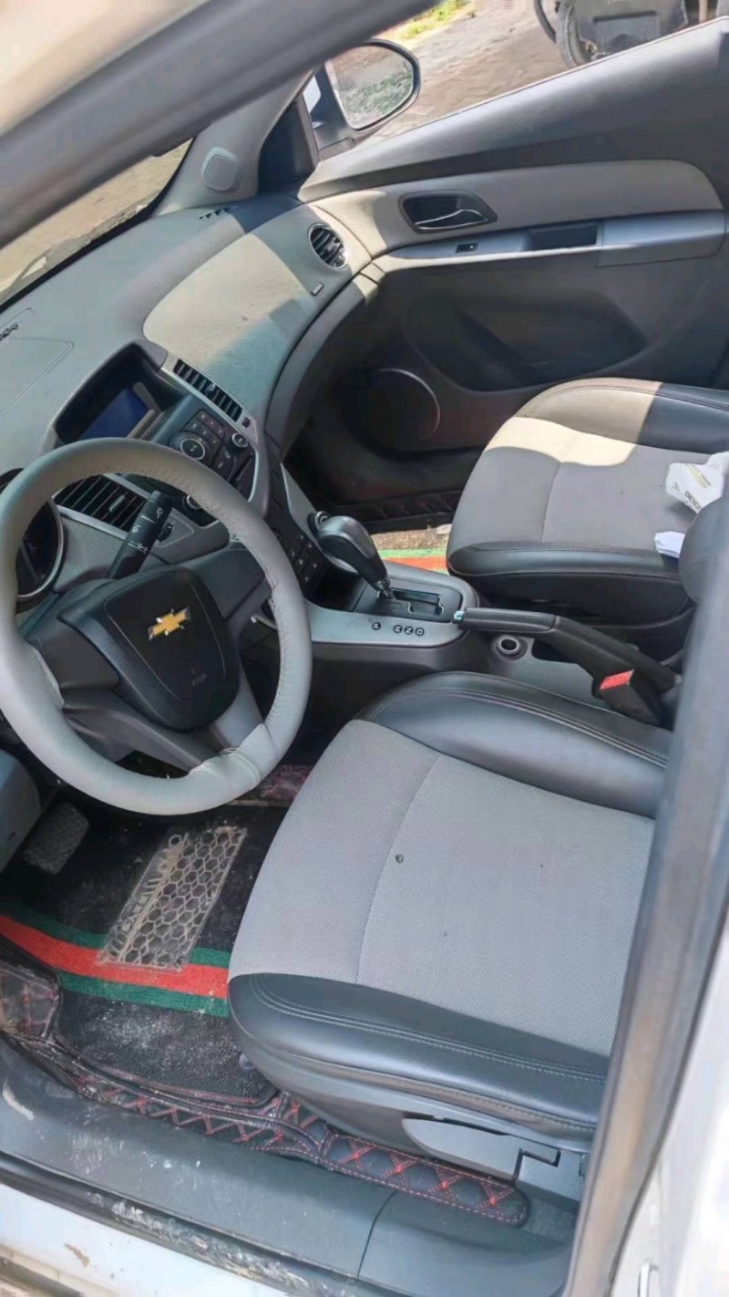 北京14年雪佛兰科鲁兹2