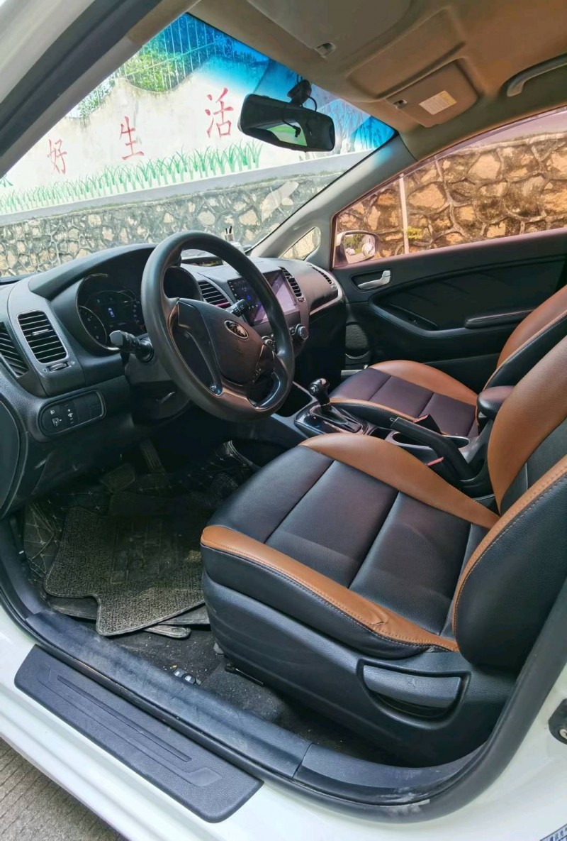 东莞17年起亚K36