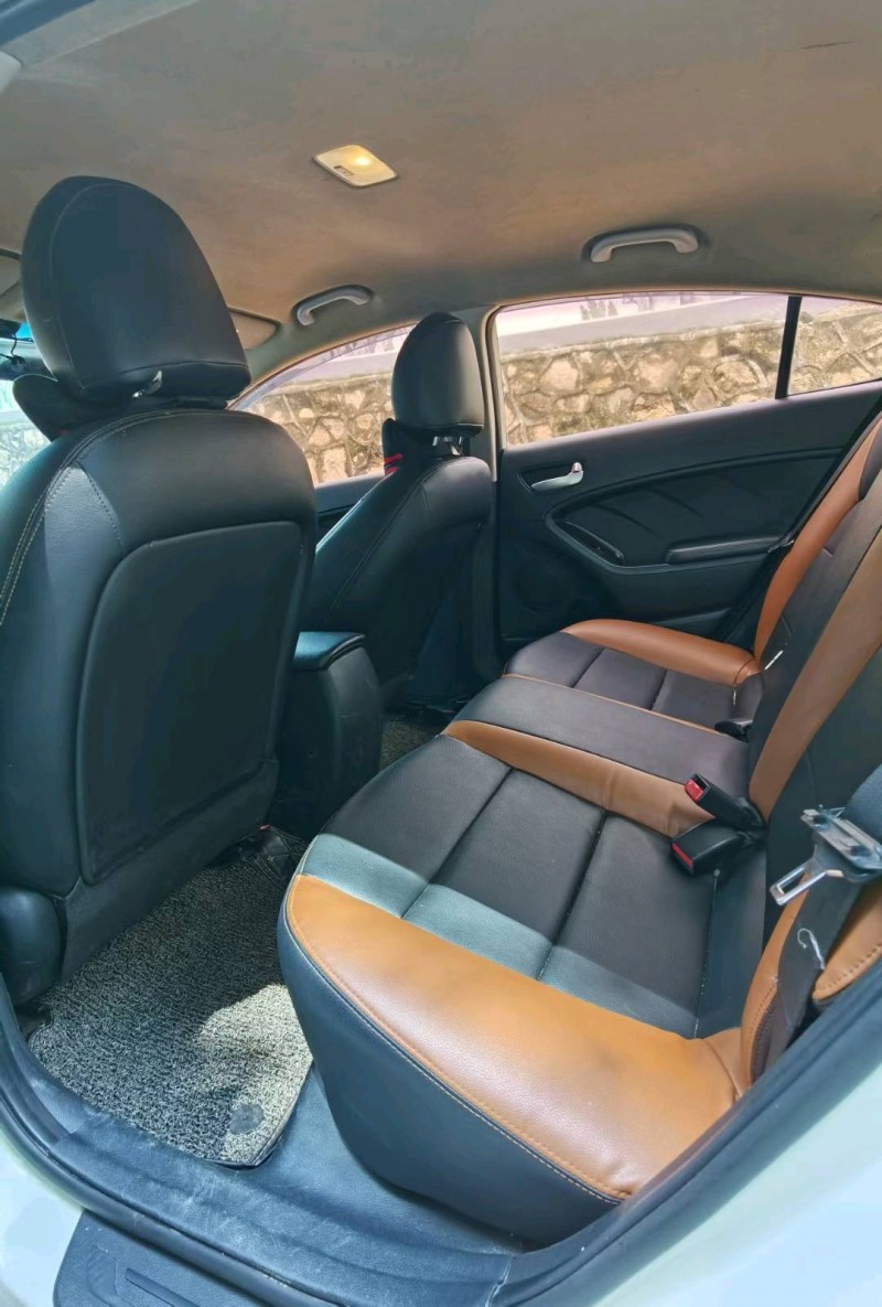 东莞17年起亚K37