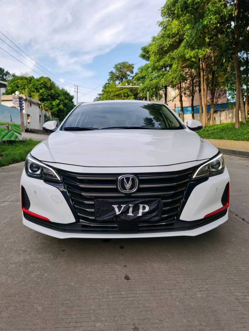 东莞21年长安汽车睿驰CC1