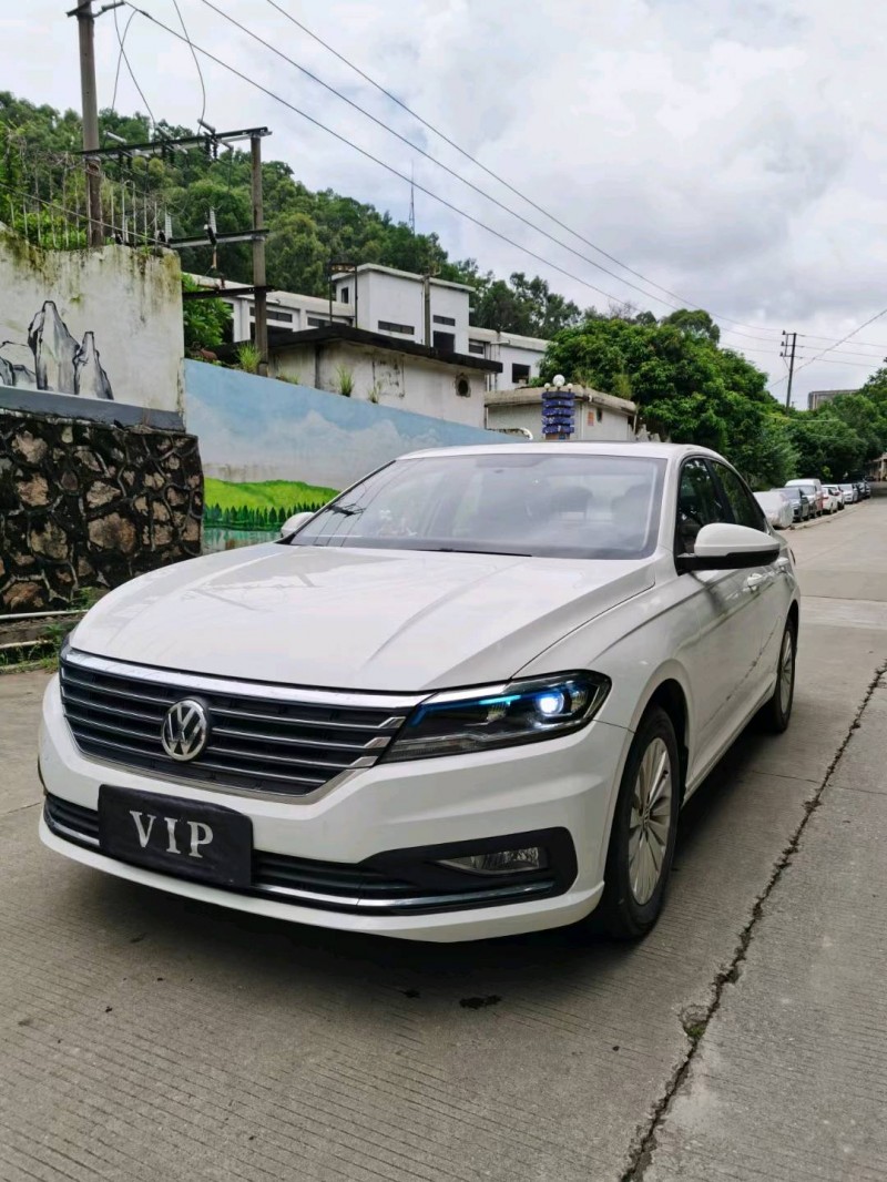 东莞20年大众朗逸3